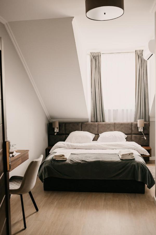 Hotel Millenium Gora Motyczna Экстерьер фото