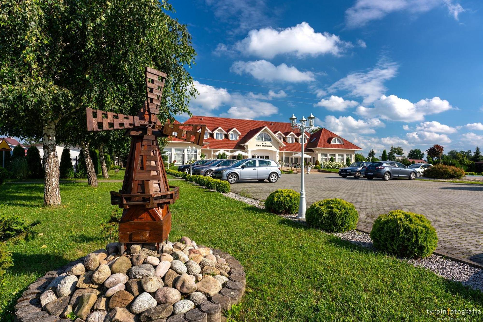 Hotel Millenium Gora Motyczna Экстерьер фото